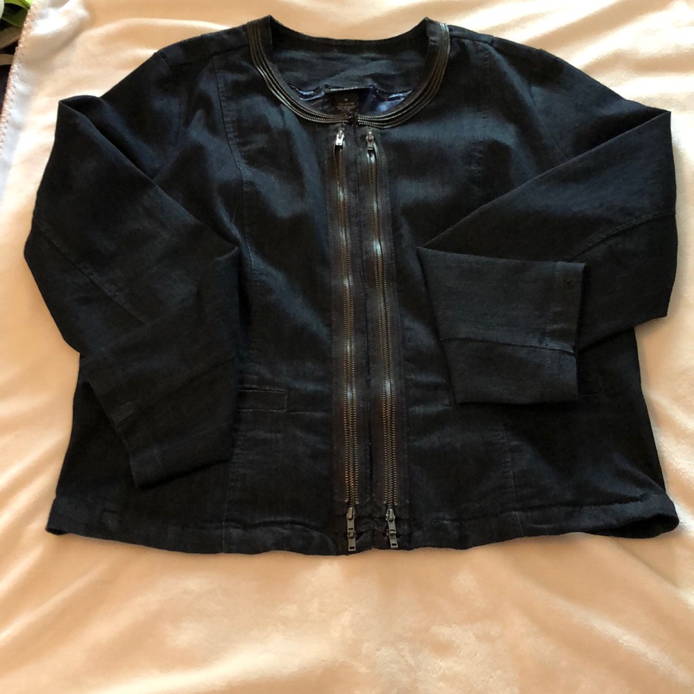 Very cute Lane Bryant dark blue denim Jean jacket